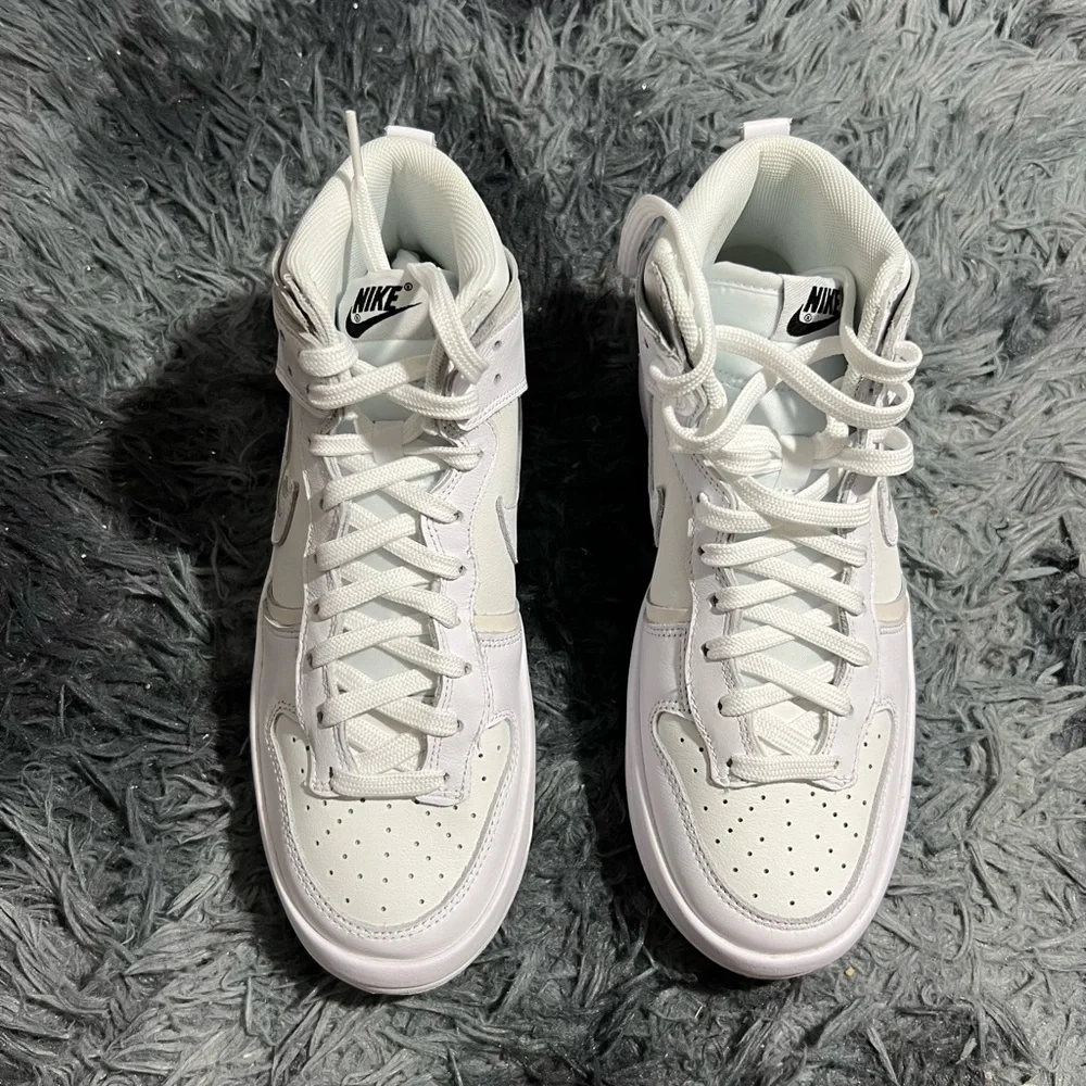 Women’s Dunks High - White - Picture 5 of 6